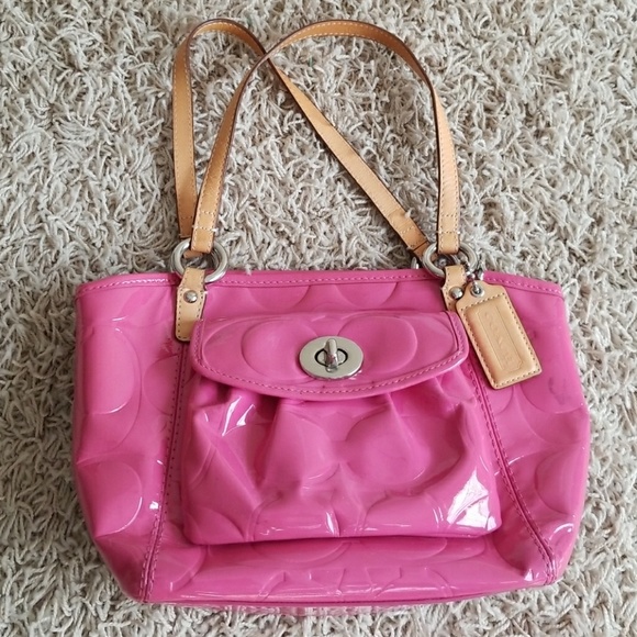 Coach Handbags - Pink Coach bag